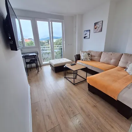 Relax Lux Apartment Nis Exterior photo